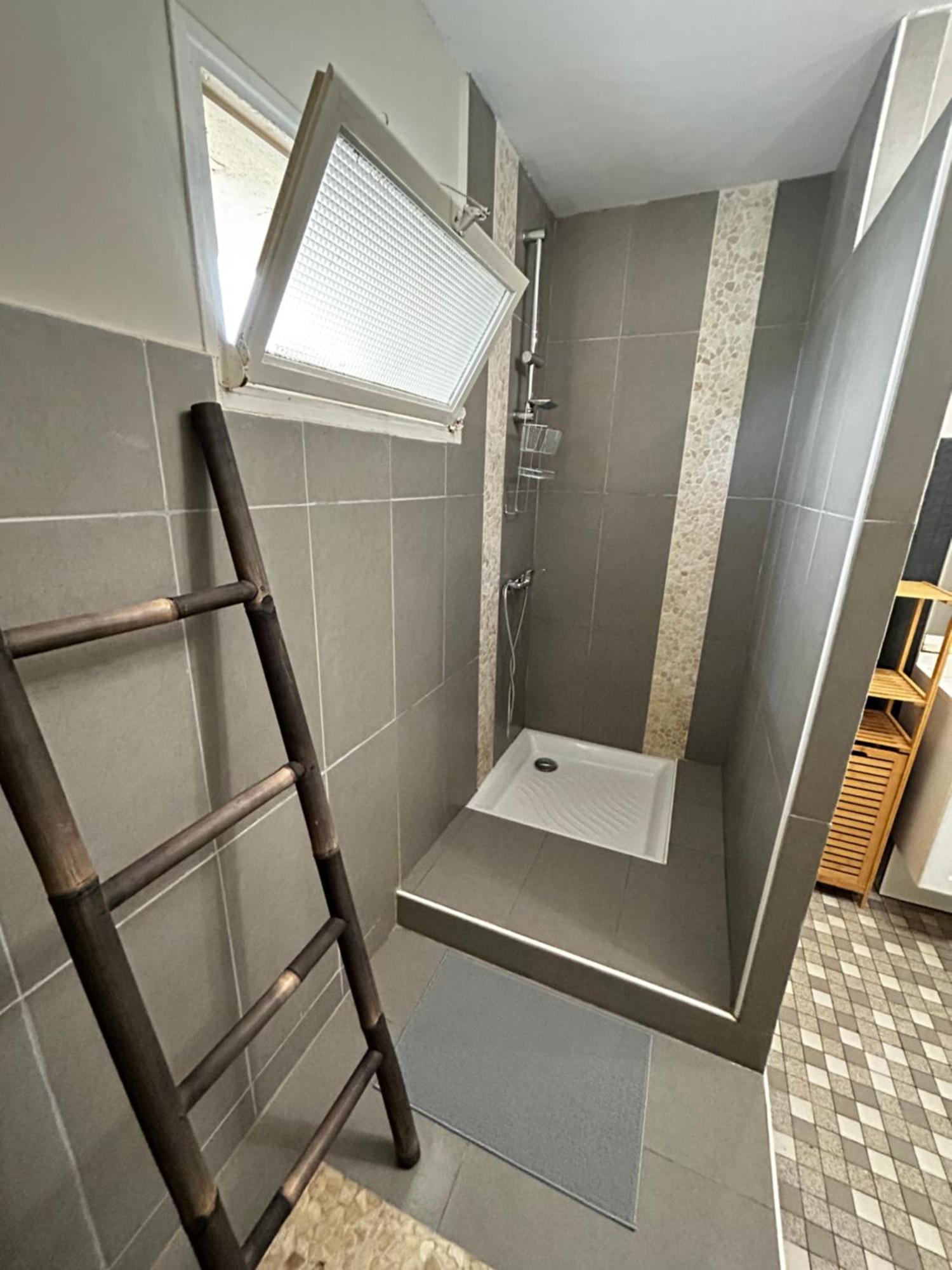 Escapades Cosy Au Coeur Des Vignes Apartment Cezac  ภายนอก รูปภาพ